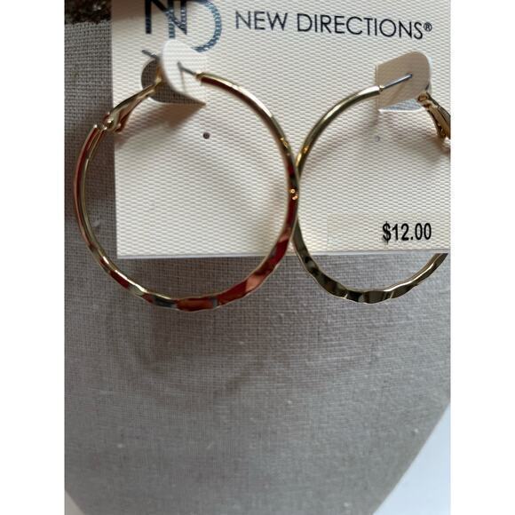 NWT New Direction Slightly Twisted / Hammered Gold‎ Casual Hoop Earrings - Picture 2 of 5